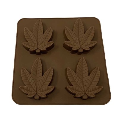 Brown 4-compartment food mold Brown 4-compartment food mold